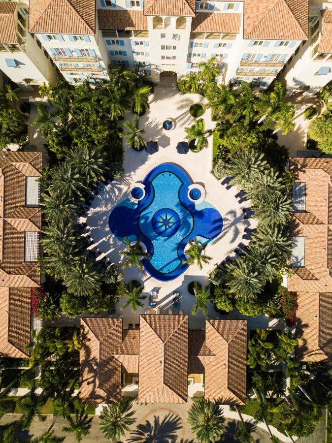 The Regent Grand Hotel Grace Bay Exterior photo