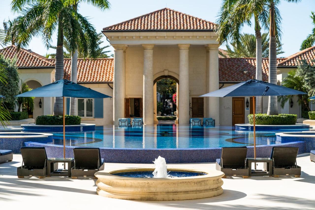 The Regent Grand Hotel Grace Bay Exterior photo