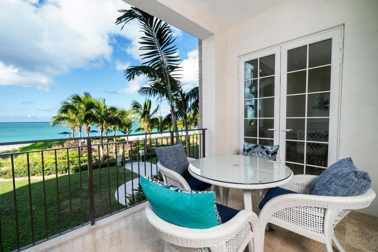 The Regent Grand Hotel Grace Bay Exterior photo